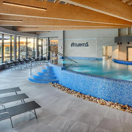 Atlantis 4*